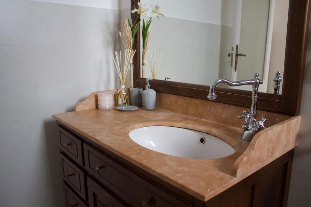 Lux Domus Apartment Bari Buitenkant foto